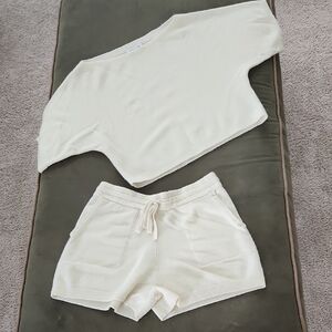 INTERMIX Cashmere Set